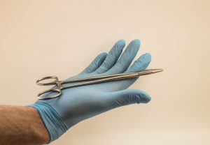 <strong>How to choose the best option for Surgical sutures in the industry?</strong>