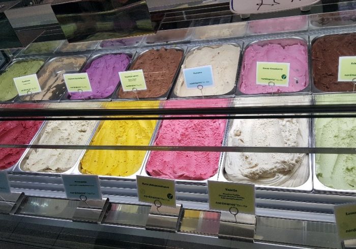 Best artisan gelato dessert shops in Düsseldorf